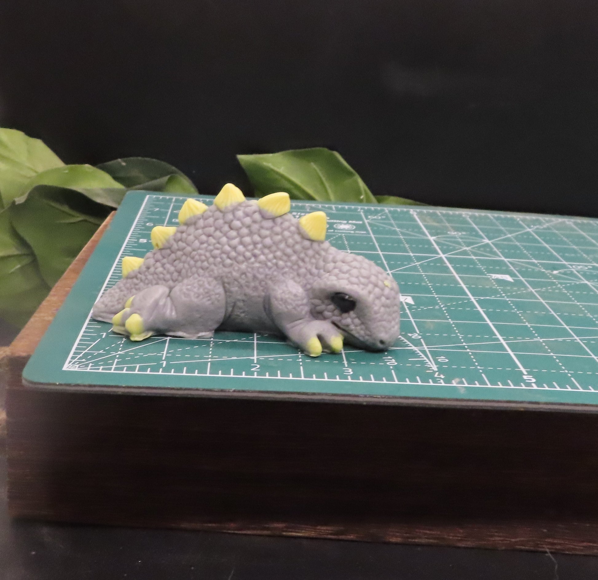 Stegasaurus soap measures 3.5 inches long